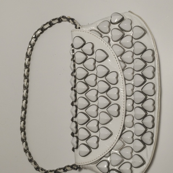 Betsey Johnson White Heart-Embellished Women's Bag - Picture 3 of 11